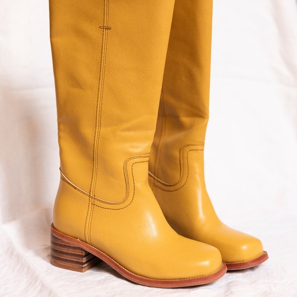 Banana Yellow/Tan Campus Style Boots Size 6.5 NWOB - Vegan Leather Knee-high ๐ข - Picture 12 of 13